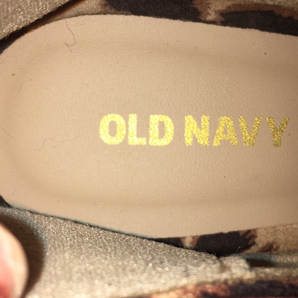 Cute Cheetah print flats - Picture 3 of 3